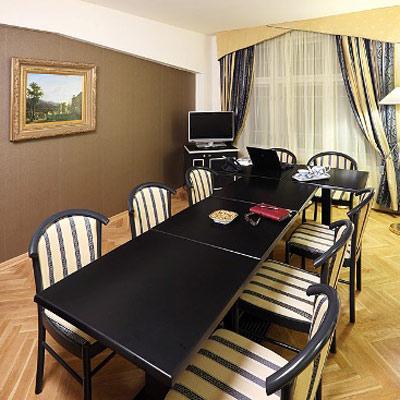 Elysee Hotel