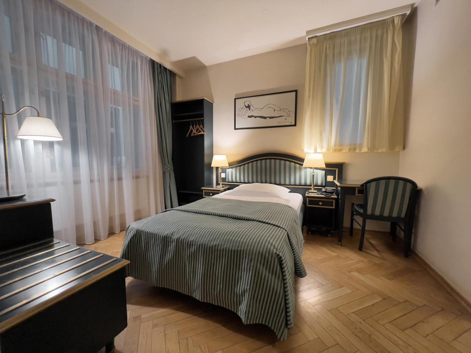 Hotel Elysee