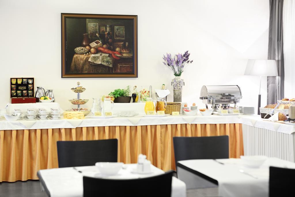 Hotel Elysee 4*