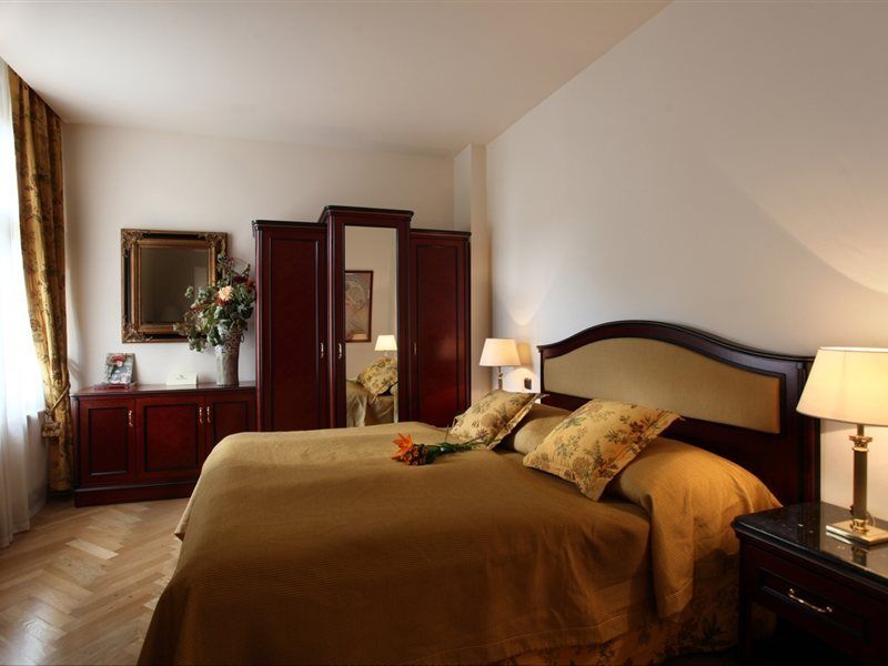 Hotel Elysee Prague